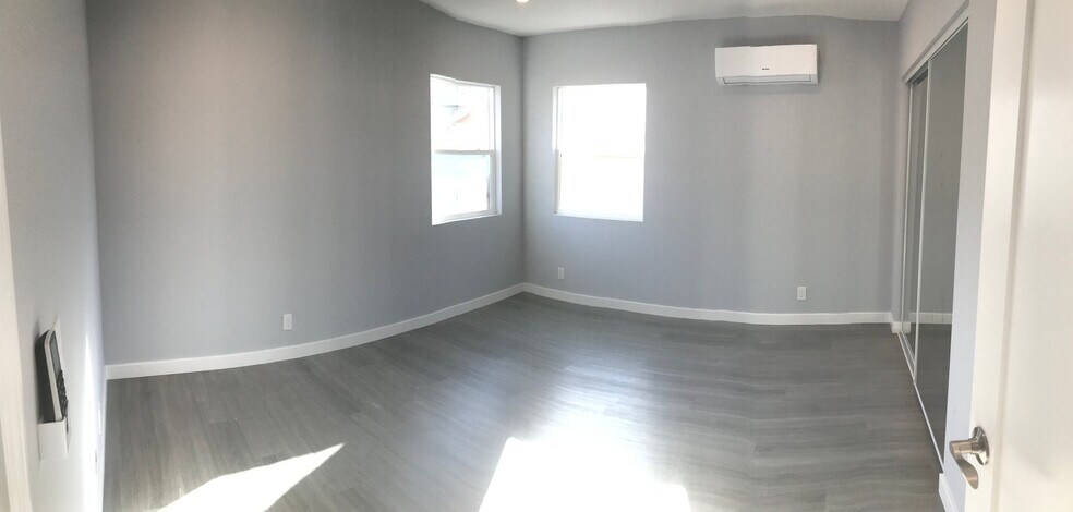 Building Photo - 1153 Alameda Ave
