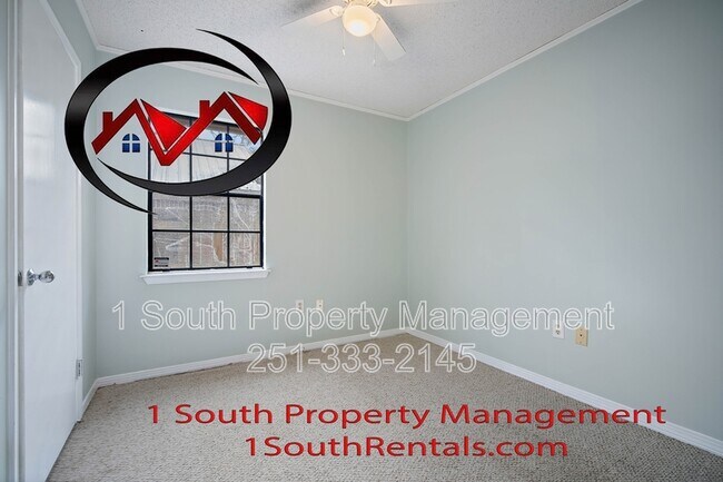 Building Photo - 964 McNeil Ave