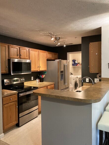 Primary Photo - 14829 Lenox Dr