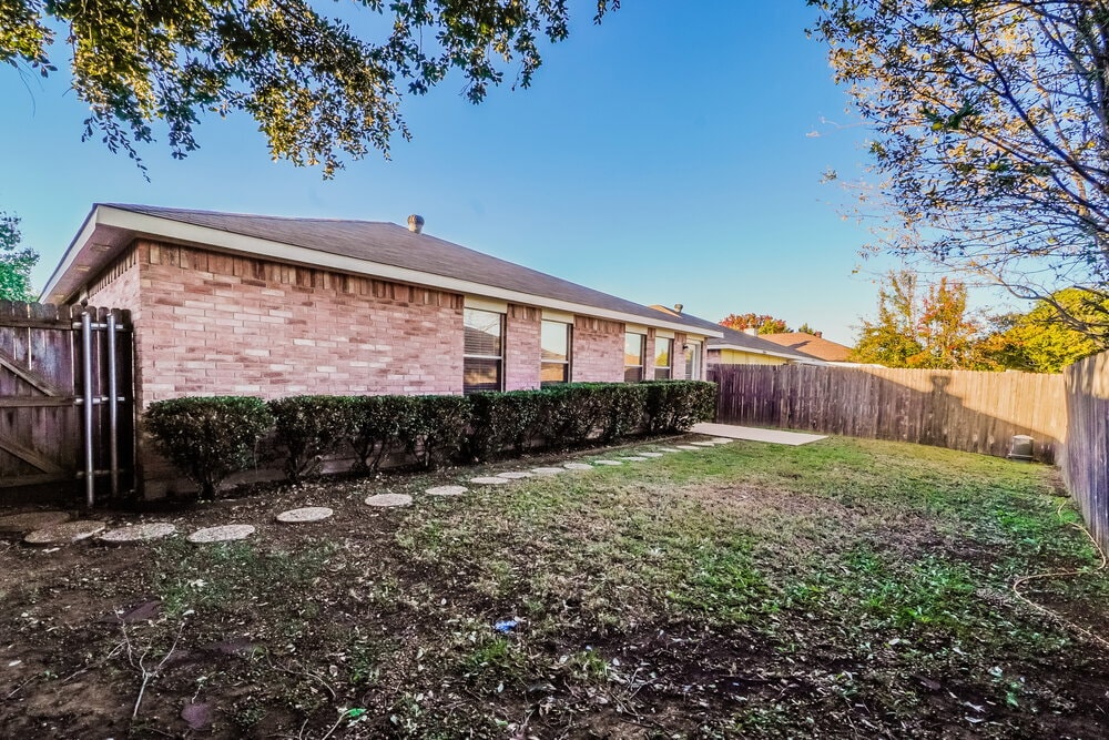 Building Photo - 706 Langford Dr