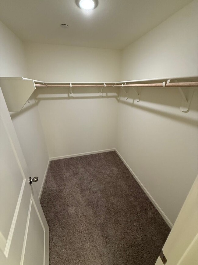 Building Photo - NEW Beautiful 3 Bedroom 2 Bath Home In Delano