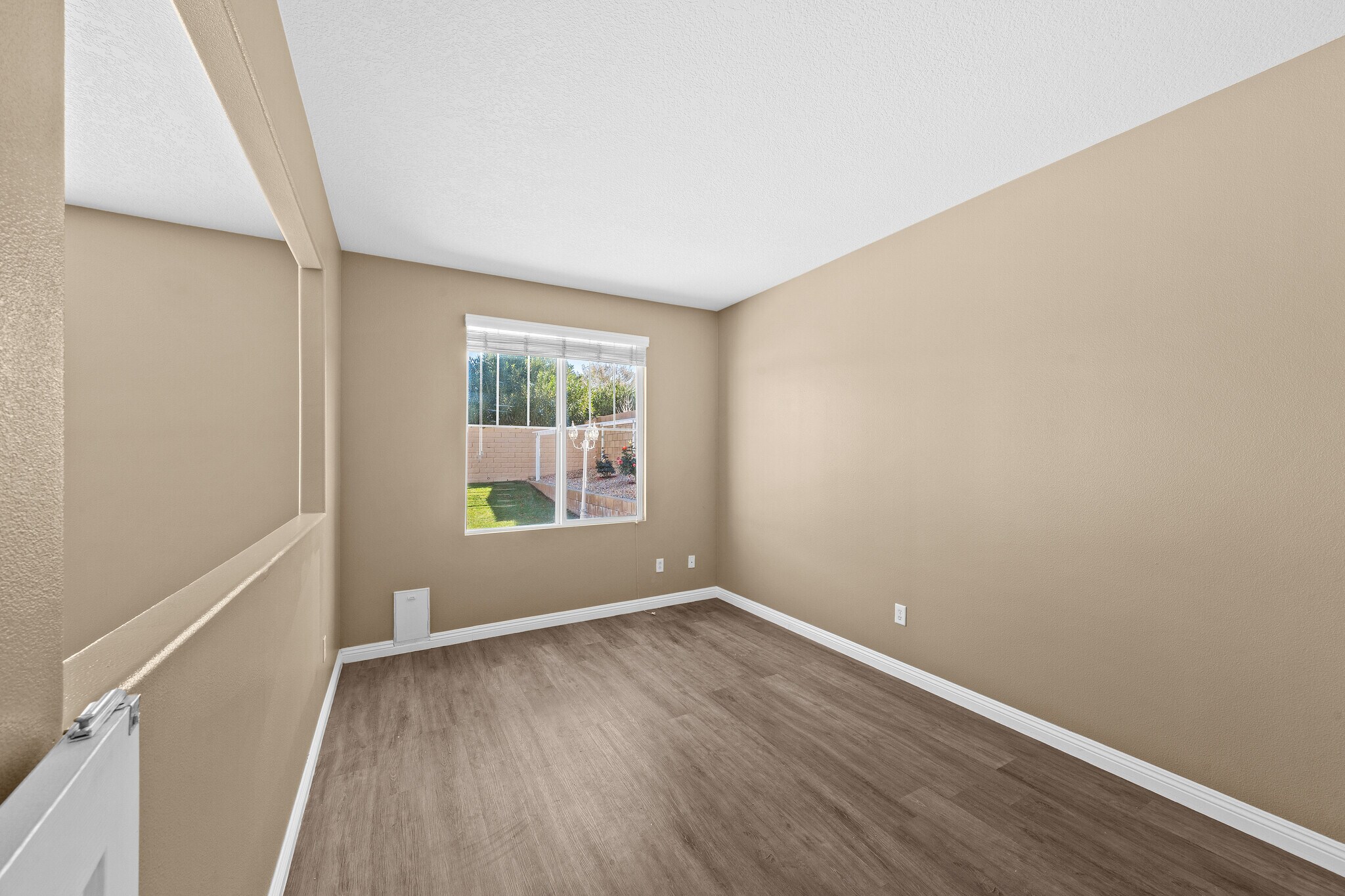 Building Photo - 38442 Wakefield Pl