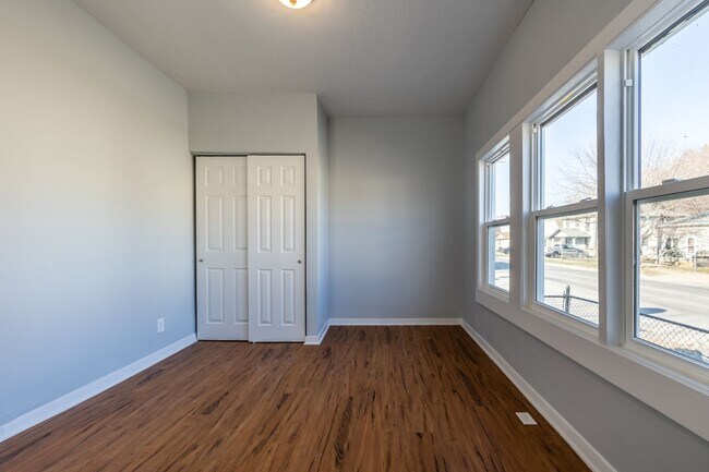 Building Photo - Adorable 1 Bed 1 Bath House with Detached Garage