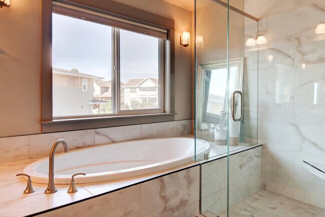 Building Photo - 2338 Gallatin Green Blvd