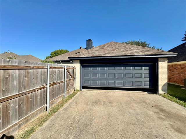 Building Photo - 204 Pear Tree Pl