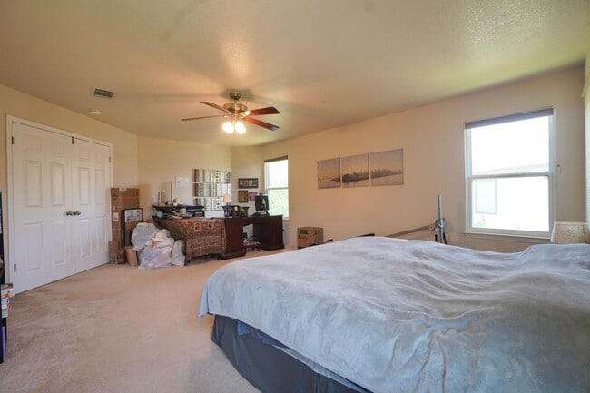 Building Photo - 3001 Bernardino Cove