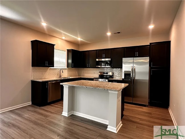 Building Photo - 542 Sessile Oak Dr