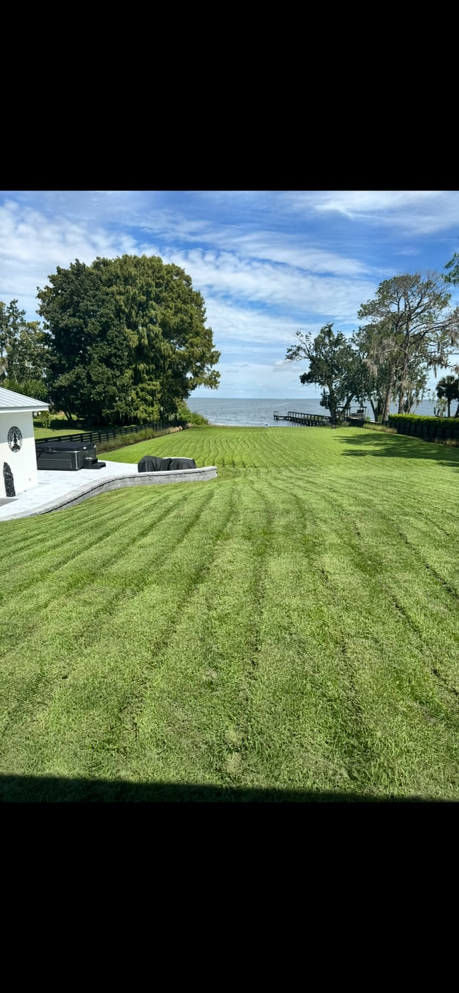 Building Photo - 1021 Temple Grove Pl