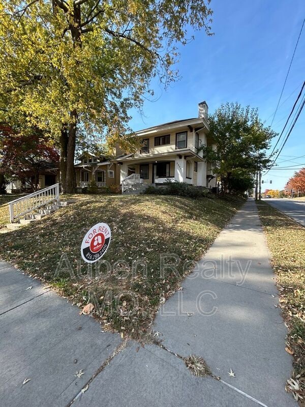 Building Photo - 5300 Harrison St