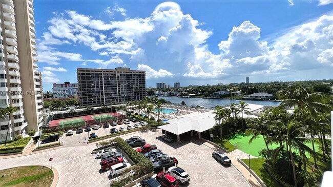 Building Photo - 1965 S Ocean Dr