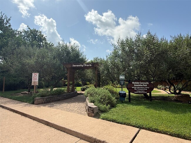 Building Photo - 1703 Windy Knoll Dr
