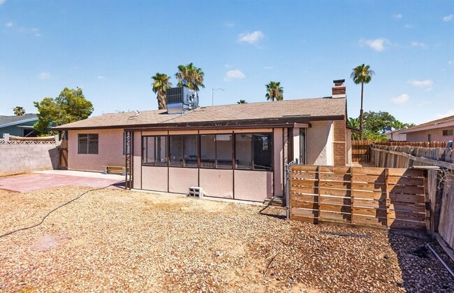 Building Photo - 6417 Placer Dr