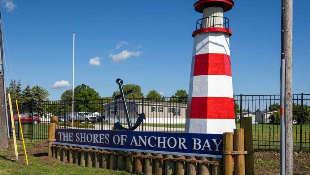 Building Photo - 9285 Windjammer Dr