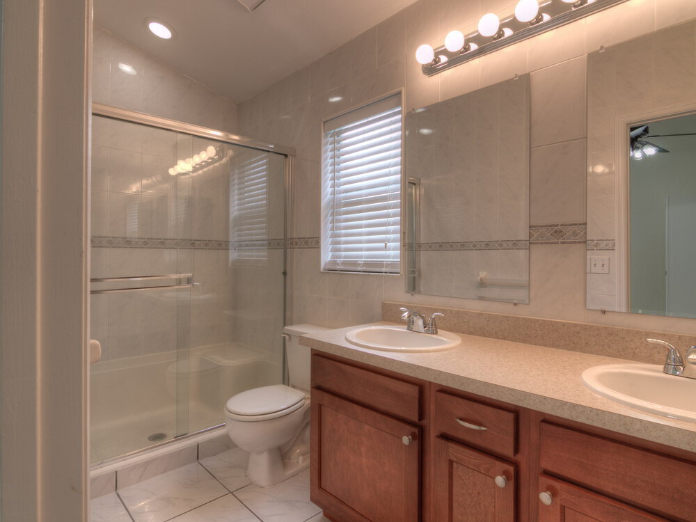 Building Photo - 8344 Fort Thomas Way