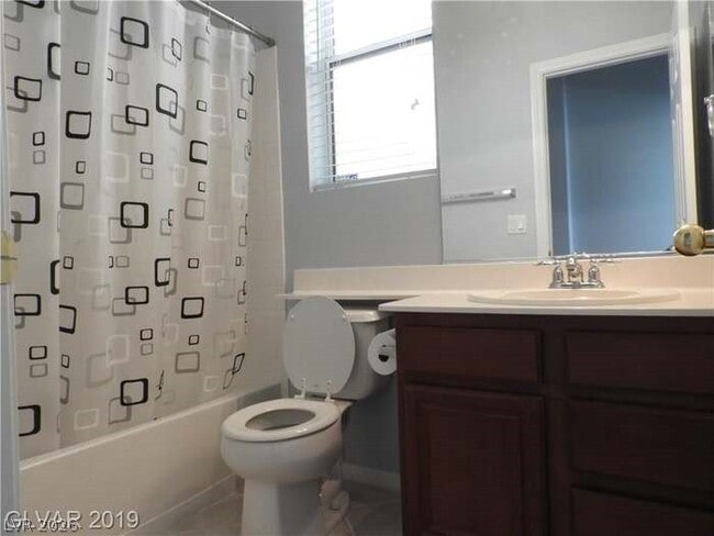 Building Photo - 11440 Parkersburg Ave