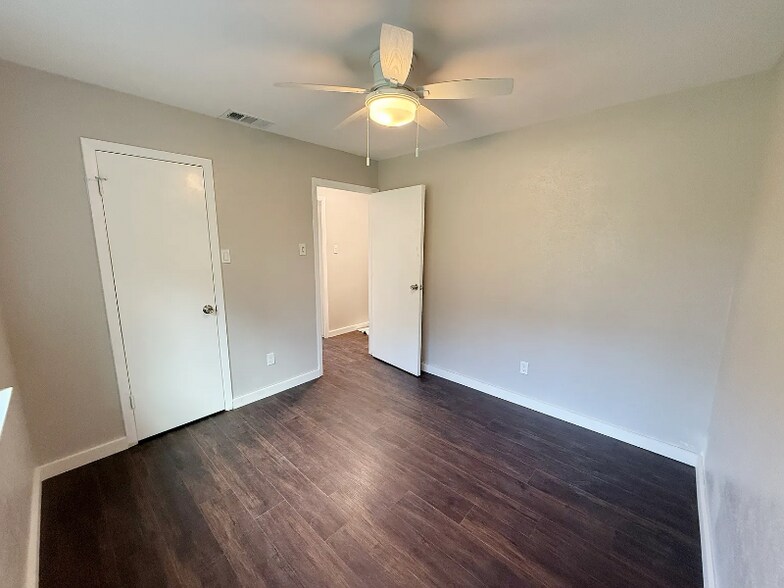 Building Photo - 4025 Tynes Dr