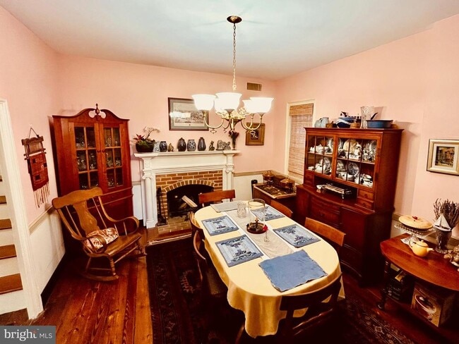 Building Photo - 30 Cornhill St