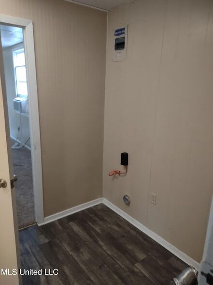 Building Photo - 1426 50th Ave