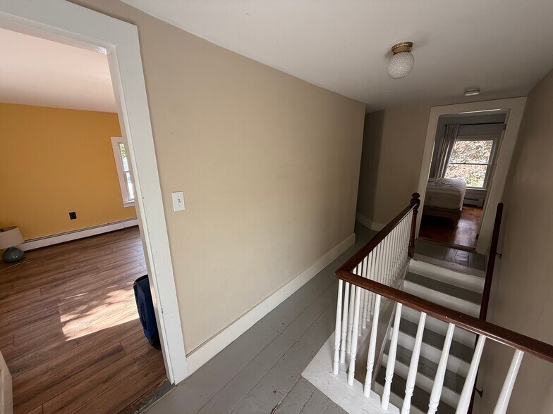 Building Photo - 21 Winter St