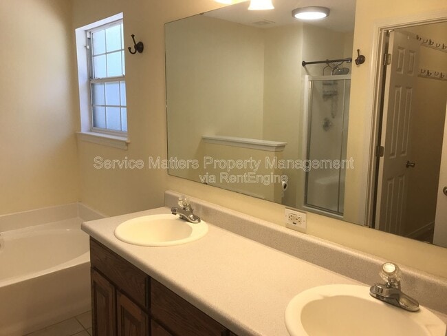 Building Photo - 5348 Medicine Bow St