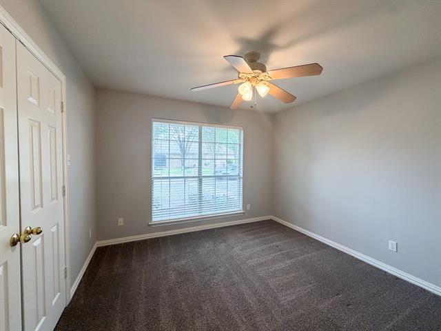 Building Photo - 310 Iroquois Ln