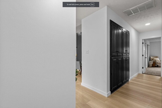 Building Photo - Welcome to your dream home! 4 bedroom 3 ba...