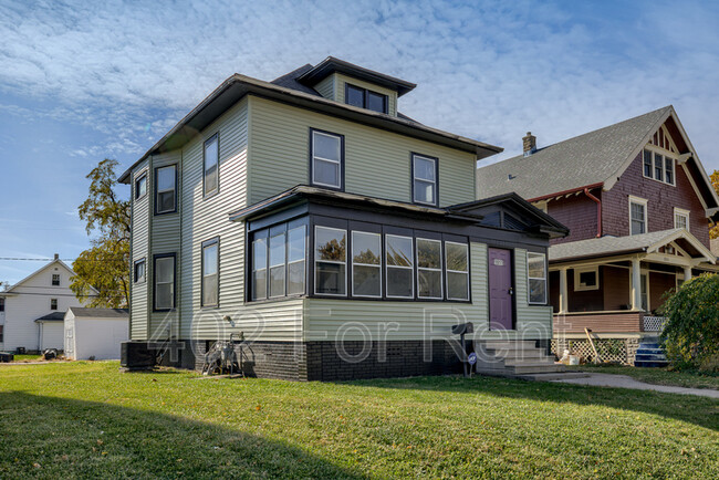 Building Photo - 1911 Lothrop St