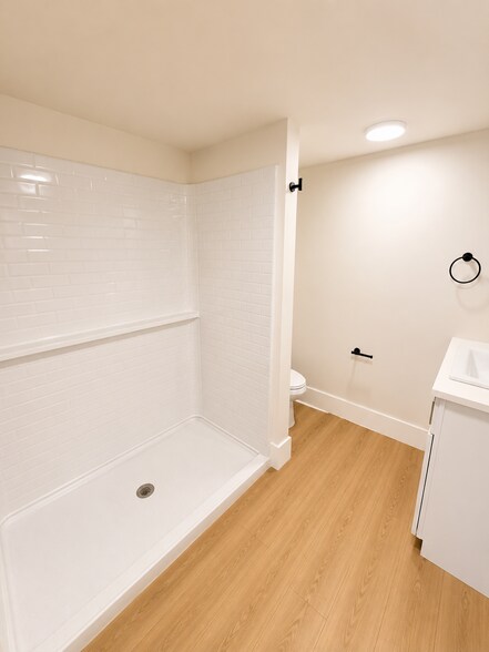 Building Photo - 3710 NE 189th Pl