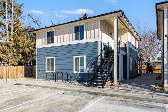 Building Photo - 2-bedroom, 2.5-bathroom apartment built in 2024