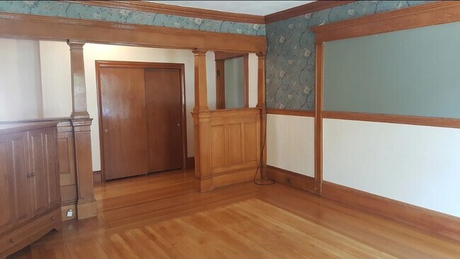 Building Photo - 30 Lyman St