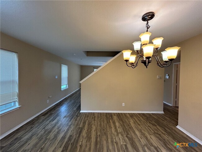 Building Photo - 381 Copper Path Dr