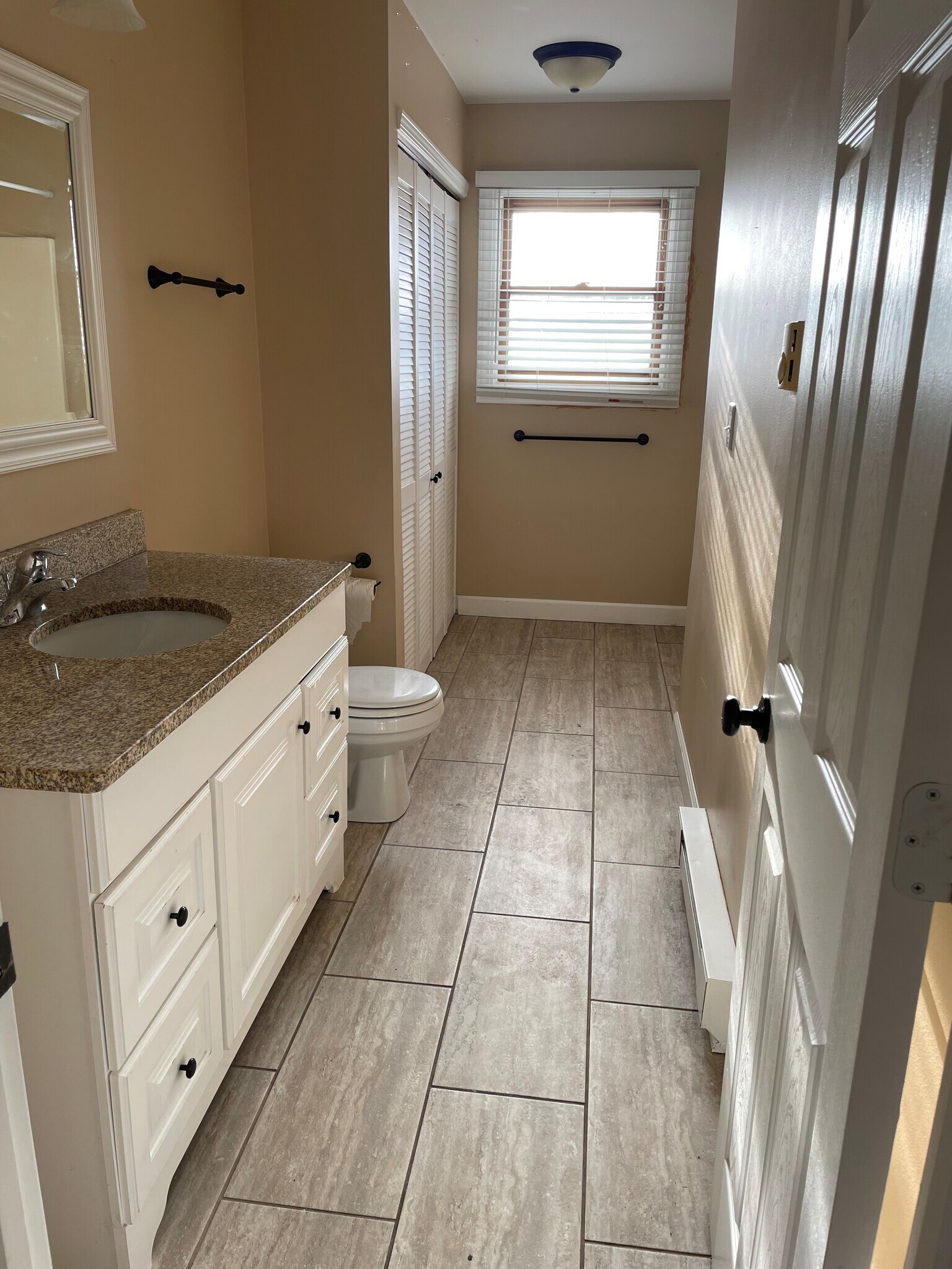 Bathroom - 1343 Cunat Ct