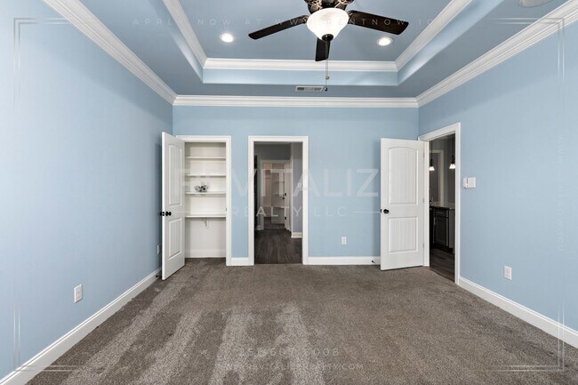 Building Photo - HALF-DEPOSIT SPECIAL! Stunning Luxury Home in Silverhill with Huge Diamond Shaped Backyard!