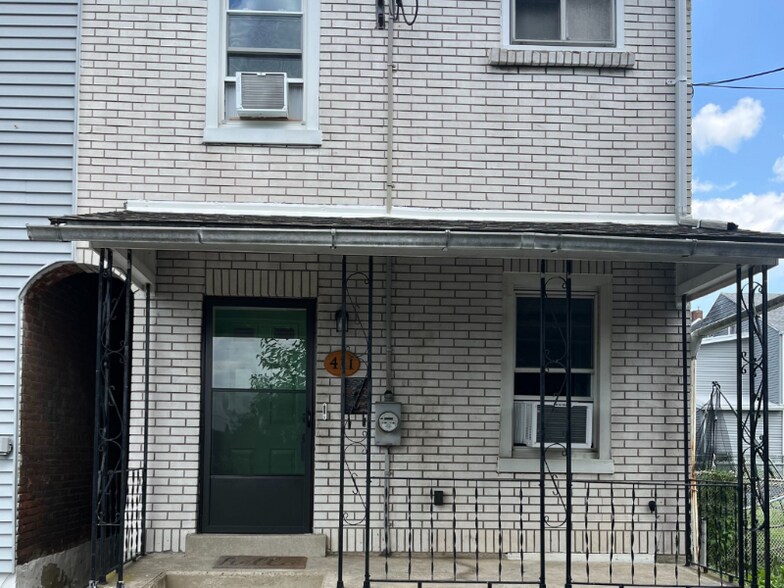 Building Photo - 411 Limestone St