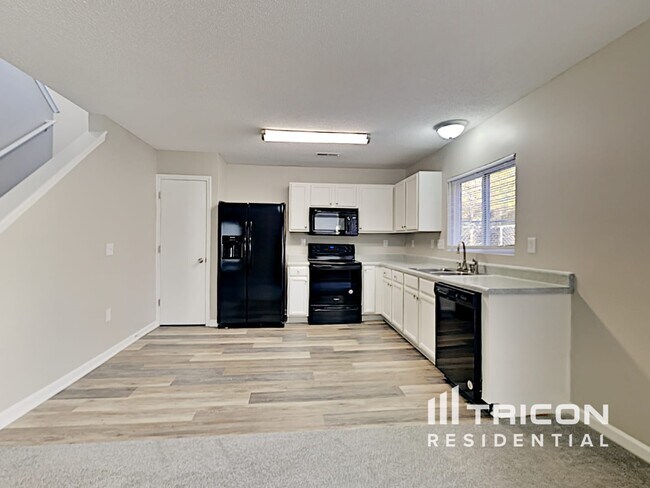 Building Photo - 434 Tribune Dr