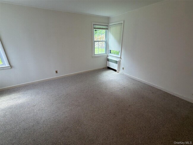Building Photo - 6 Raven Way