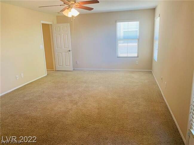 Building Photo - 5506 Spiceberry Dr