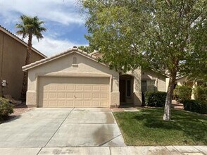 Building Photo - Great Single Story in Silverado Ranch Area