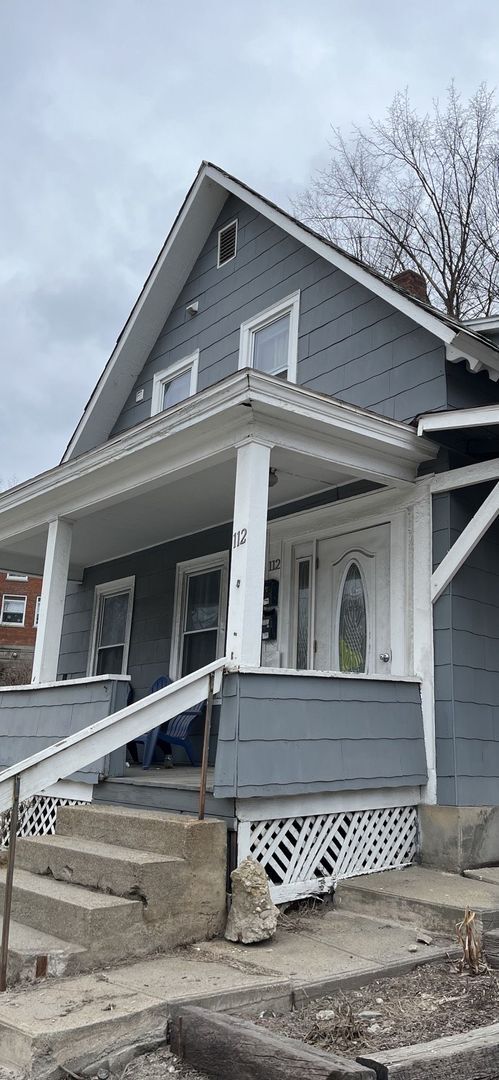 Building Photo - 112 Main St