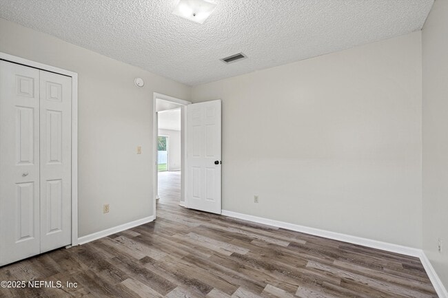 Building Photo - 4053 Savannah Glen Blvd