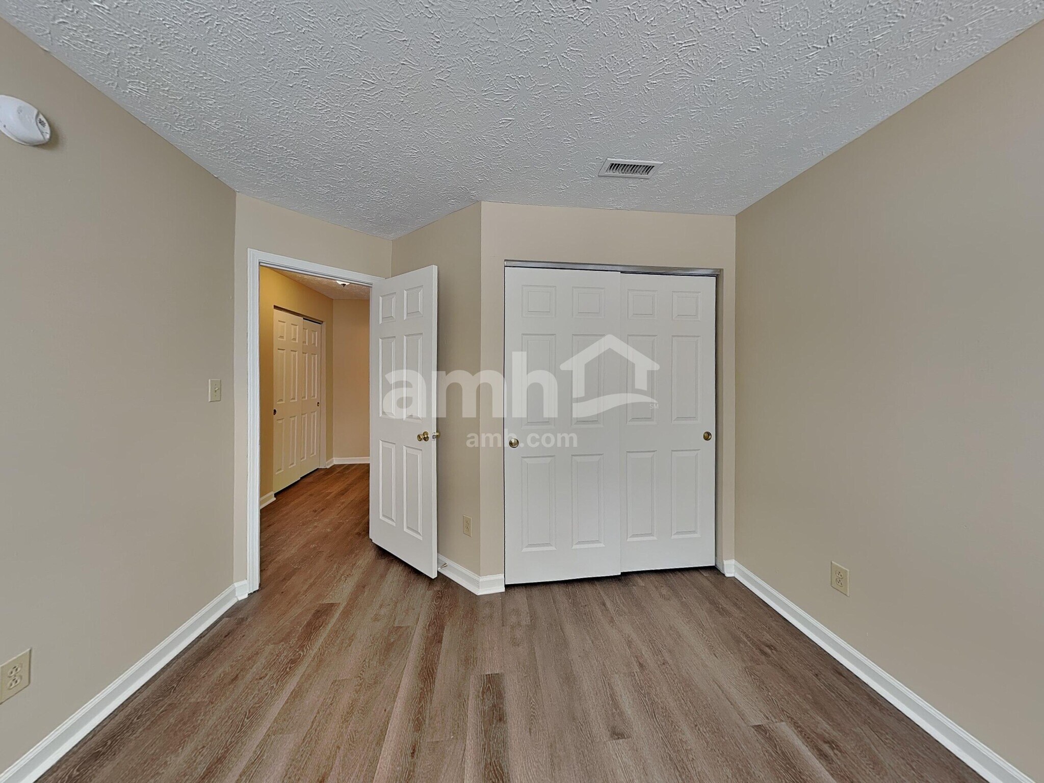 Building Photo - 9013 Scoter Ct