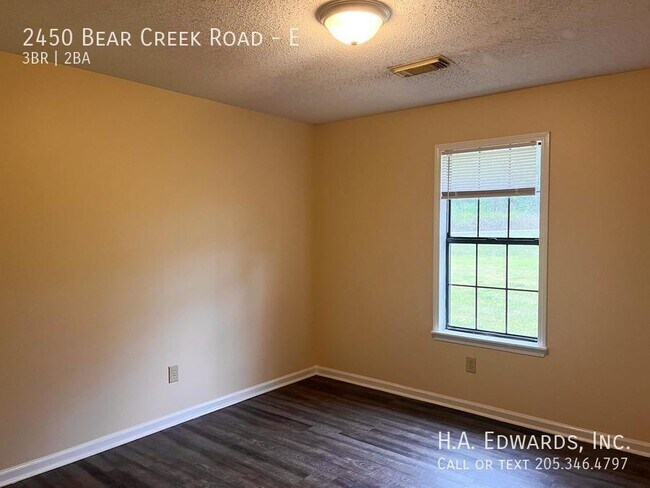 Building Photo - 2450 Bear Creek Rd E
