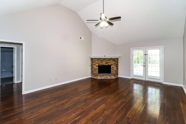 Building Photo - 631 Betty Boyd Ln