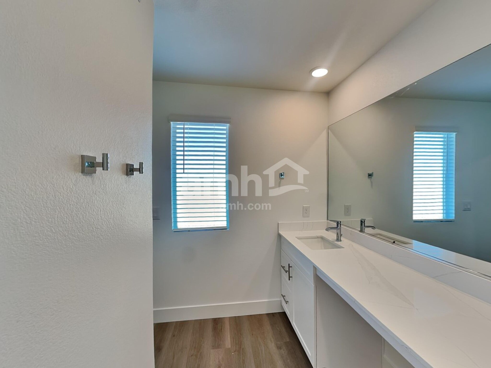 Building Photo - 5734 Las Vegas Crk St