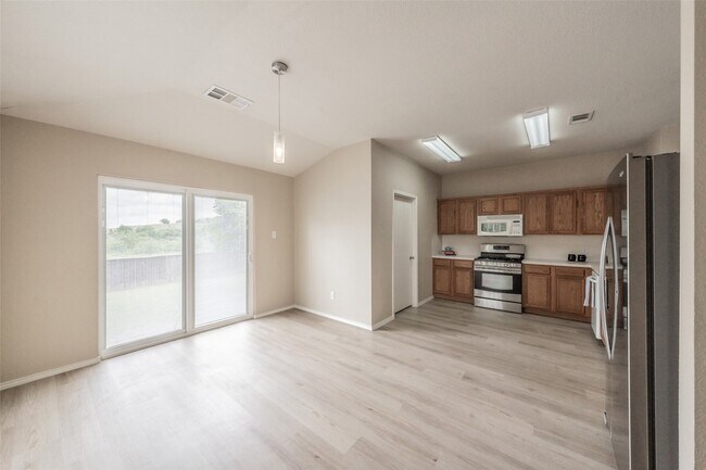 Building Photo - 629 Chalk Knoll Rd