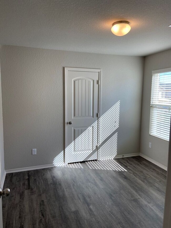 Building Photo - *Pre-leasing* Four Bedroom | Two Bath Home...