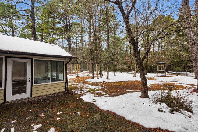 Building Photo - 1824 Caracara Dr