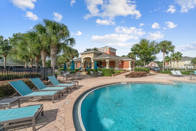 Building Photo - AVAILABLE MAY 10TH 2BD/2.5 BATH TOWNHOME IN THE EXCLUSIVE WYNCHASE COMMUNITY!!