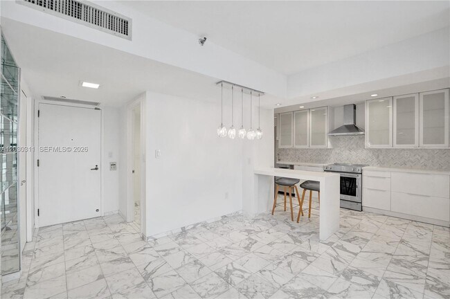 Building Photo - 19707 Turnberry Way
