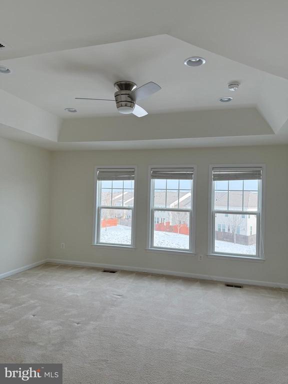 Building Photo - 41692 Wellstone Terrace